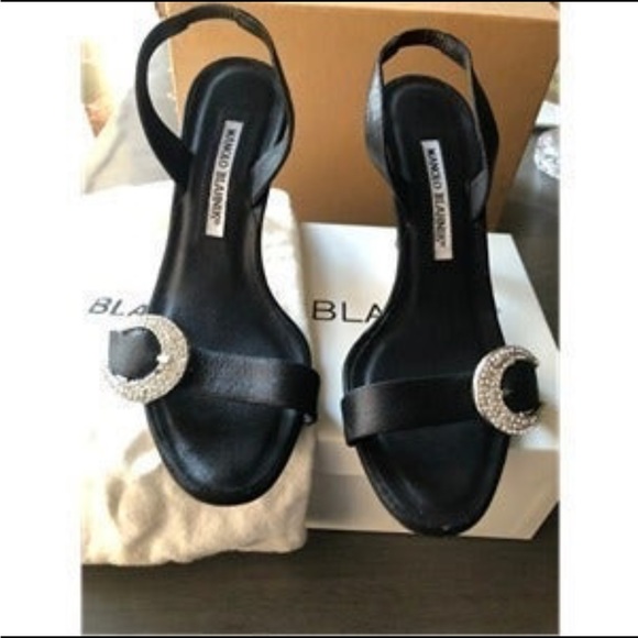 Manolo Blahnik Shoes - Manolo Blahnik Selunga Silk and Leather Slingback Sandals in Black